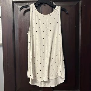 Old navy tank top size small